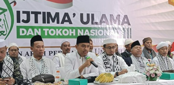 Ijtima ulama dukung Anies - Cak Imin