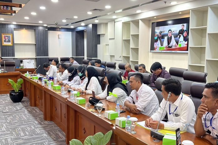 Aksi Unras Aliansi Honorer R2 R3 Indonesia di DPR RI